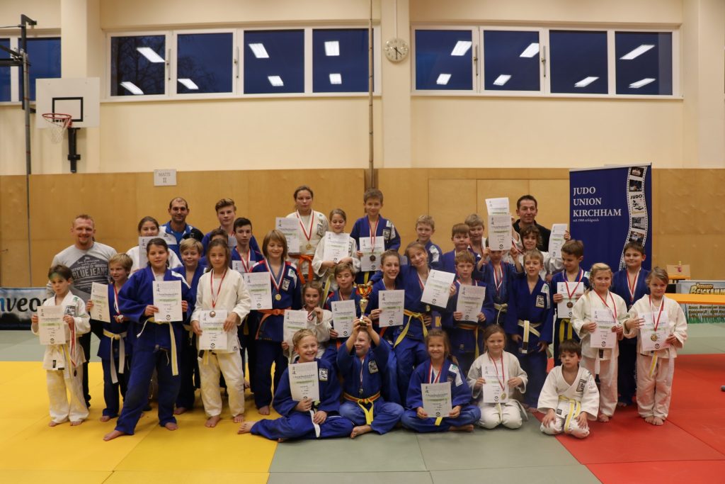 Ausgezeichnete Leistung von unseren jungen Judokas bei der 3. Runde im Bezirkscup in Kirchham.