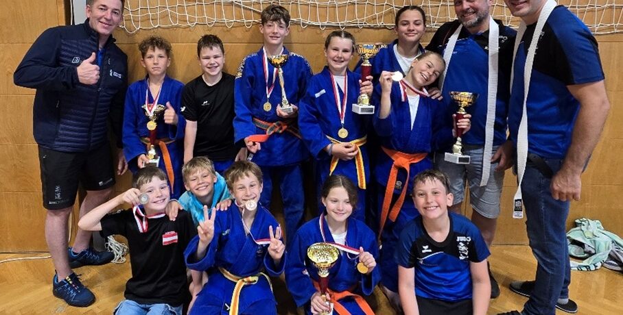 7 Goldene 2 Silberne und 5 Bronzene für Kirchham beim 27. Int. Judo Pfingstturnier in Straßwalchen