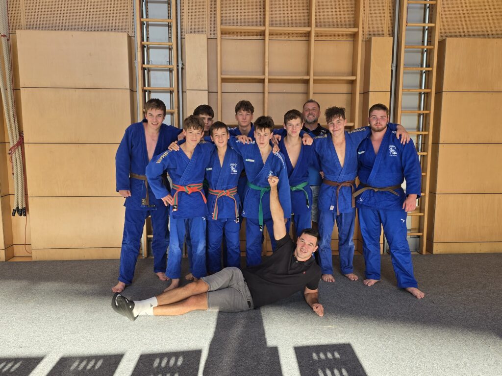 11:05 Sieg in der Landesliga B für Kirchham II auswärts gegen Burgkirchen II