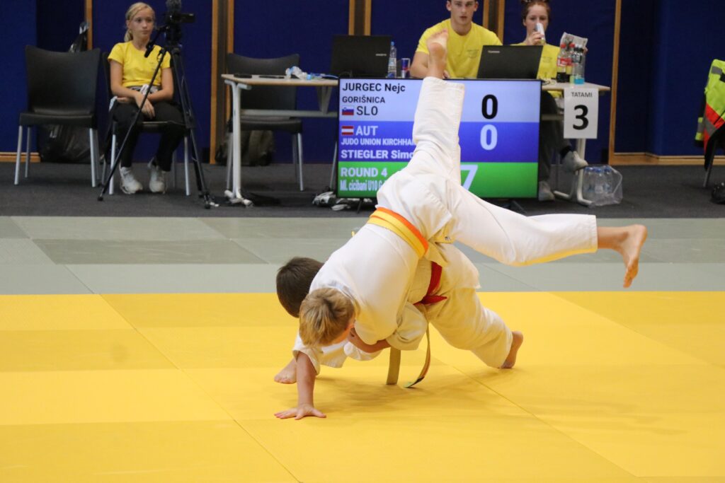 Vier 1. Plätze, einen 2. Platz und zwei 3. Plätze für Kirchham bei dem stark besetzten Int. Judoturnier Pokal Dupleka für U10 – U18 in Duplek Slowenien.