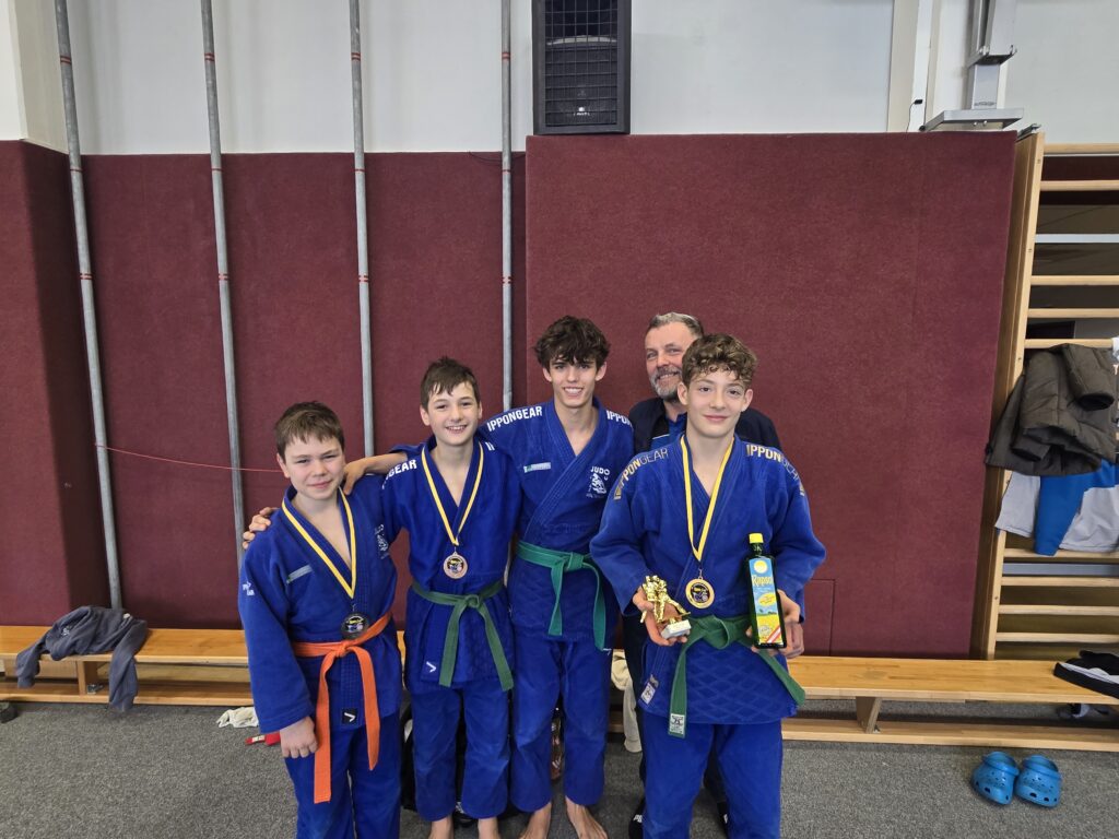 1 Goldene und 2 Bronzene beim Rapso Cup U16 in Alkoven