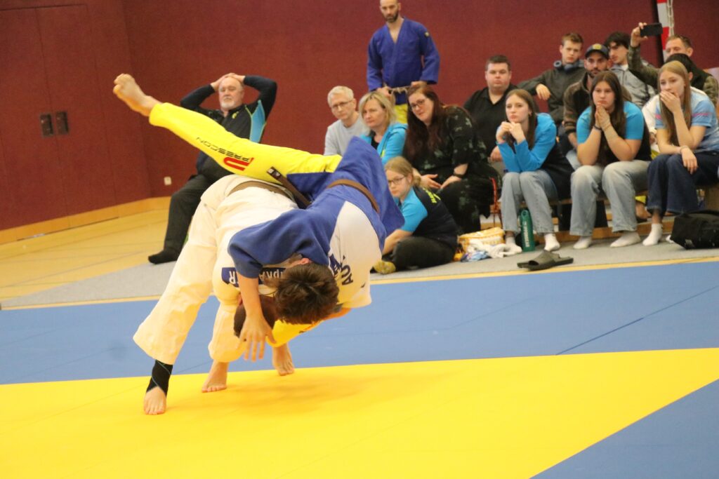 Doppelsieg in der Jugendliga und Landesliga A auswärts gegen JZ Rapso OÖ in Alkoven.